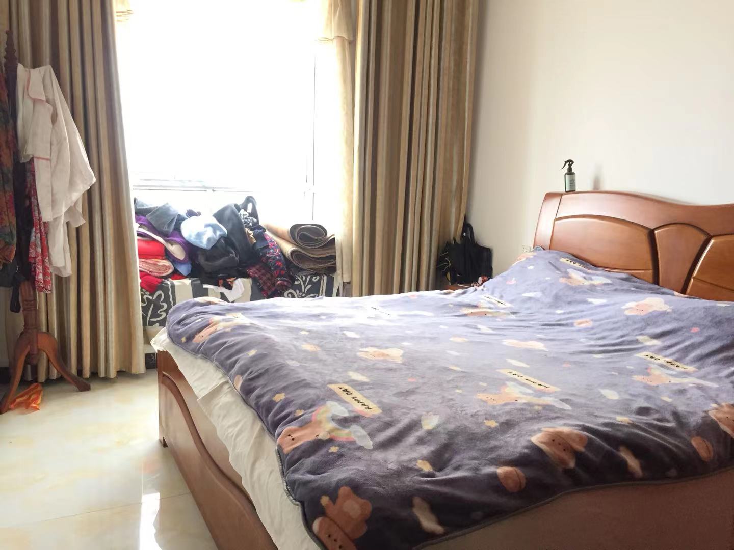 财富家园  4室2厅2卫    89.8万 财富家园  4室2厅2卫    89.8万卧室