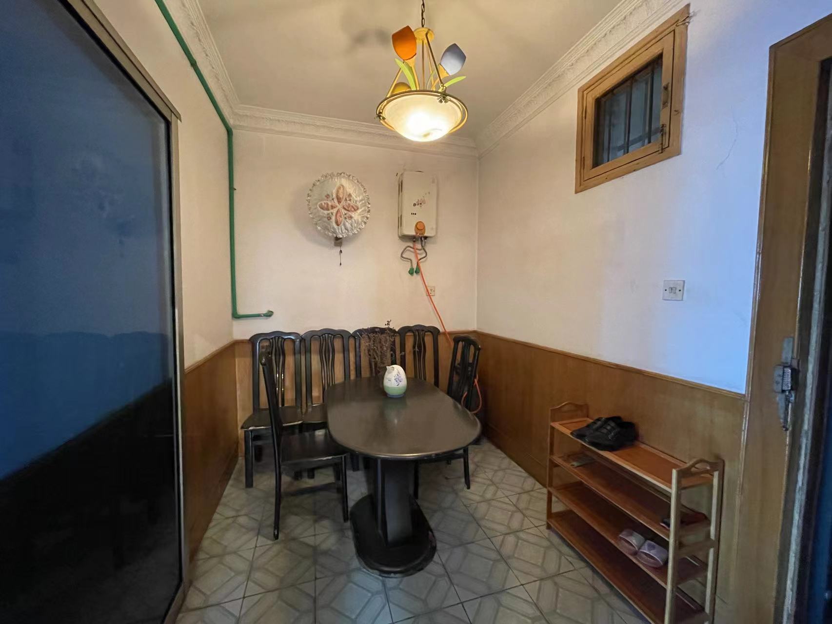 港口街散盘  3室3厅1卫    46.0万 港口街散盘  3室3厅1卫    46.0万客厅