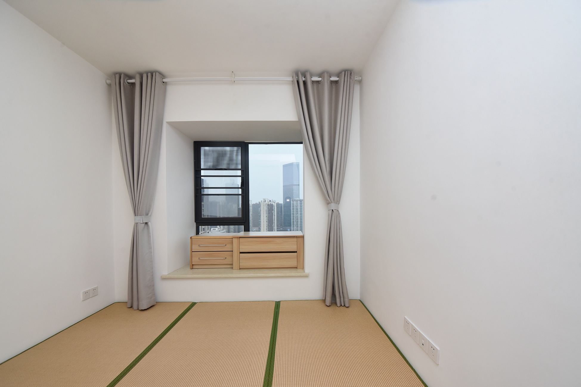 建发中央公园（建发美地）  2室2厅1卫    149.0万卧室