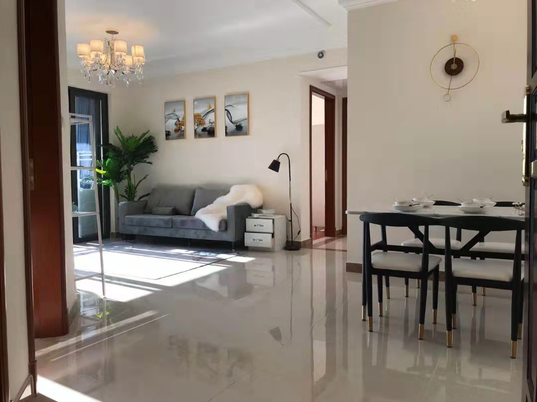 恒大南湖半岛 2室2厅1卫 2600.0元/月 恒大南湖半岛 2室2厅1卫 2600.0元/月室内图