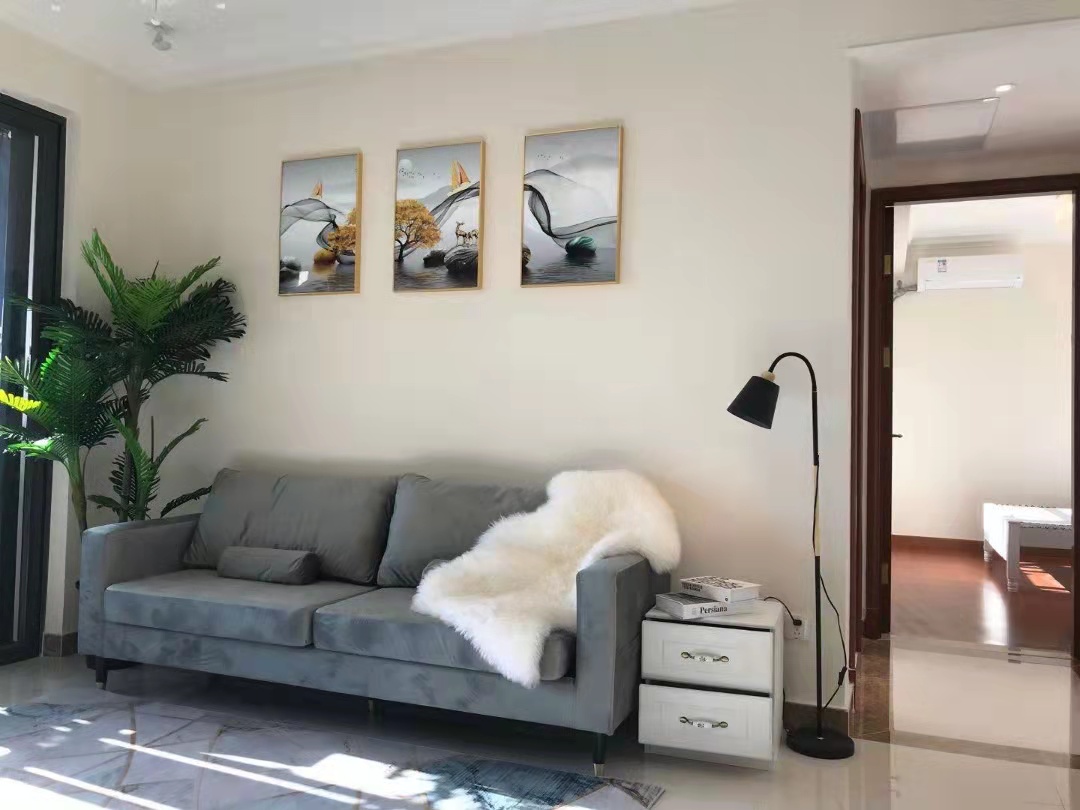 恒大南湖半岛 2室2厅1卫 2600.0元/月 恒大南湖半岛 2室2厅1卫 2600.0元/月室内图