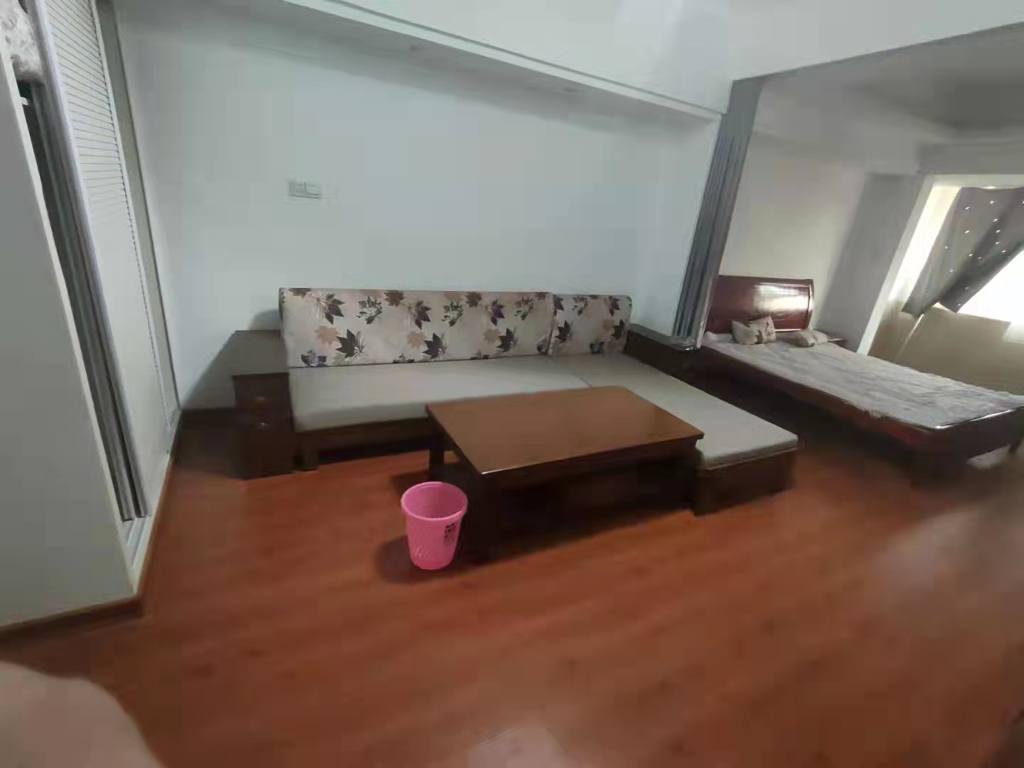 财智公馆大厦(瑞士国际酒店) 1室1厅1卫 900.0元/月 财智公馆大厦(瑞士国际酒店) 1室1厅1卫 900.0元/月