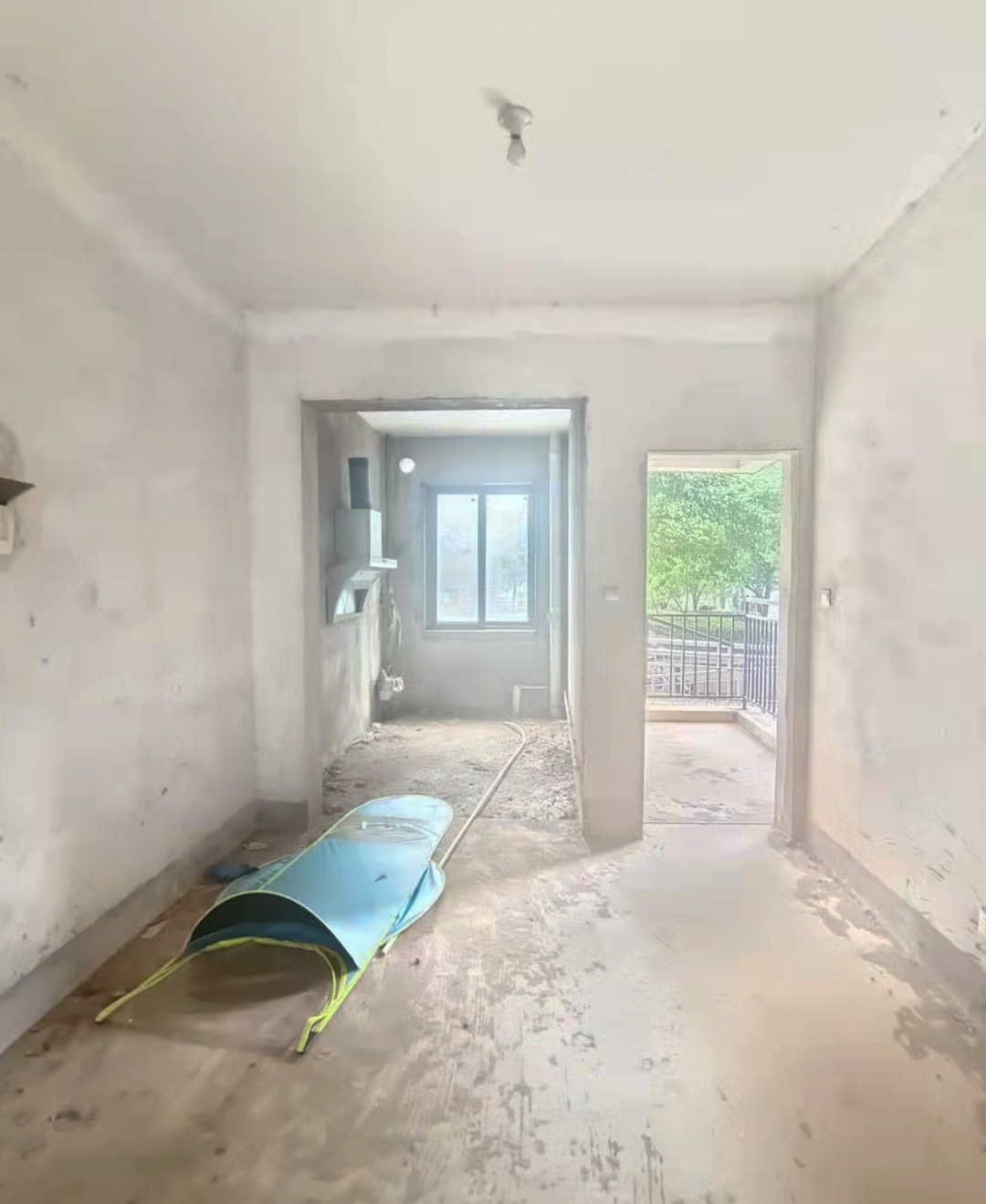 臻品仙岭居 4室2厅2卫 64.5万 臻品仙岭居 4室2厅2卫 64.5万客厅