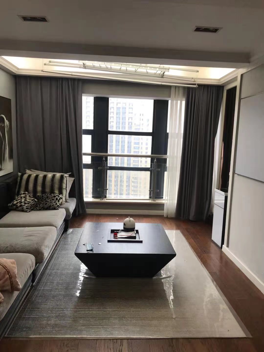 壹号公馆 2室1厅1卫 5000.0元/月 壹号公馆 2室1厅1卫 5000.0元/月室内图