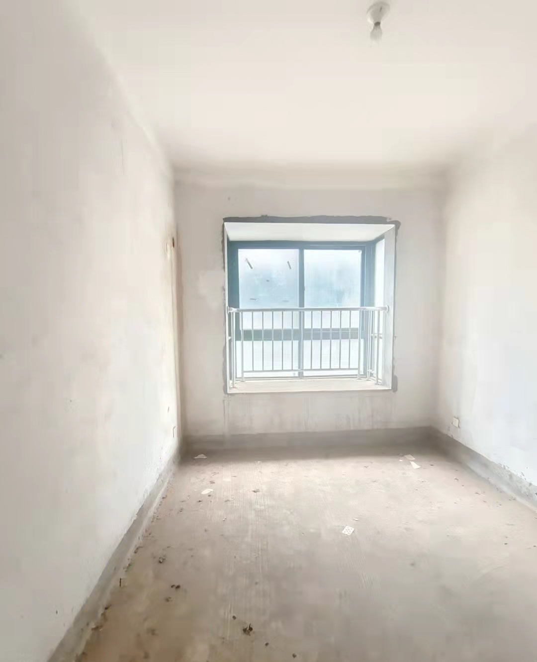 臻品仙岭居 4室2厅2卫 64.5万 臻品仙岭居 4室2厅2卫 64.5万客厅