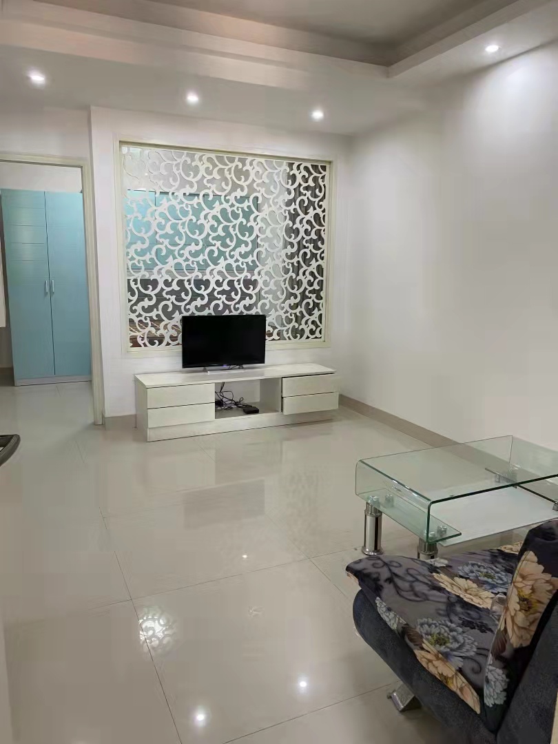 长河广场(待清理)  2室2厅1卫    1800.0元/月 长河广场(待清理)  2室2厅1卫    1800.0元/月室内图