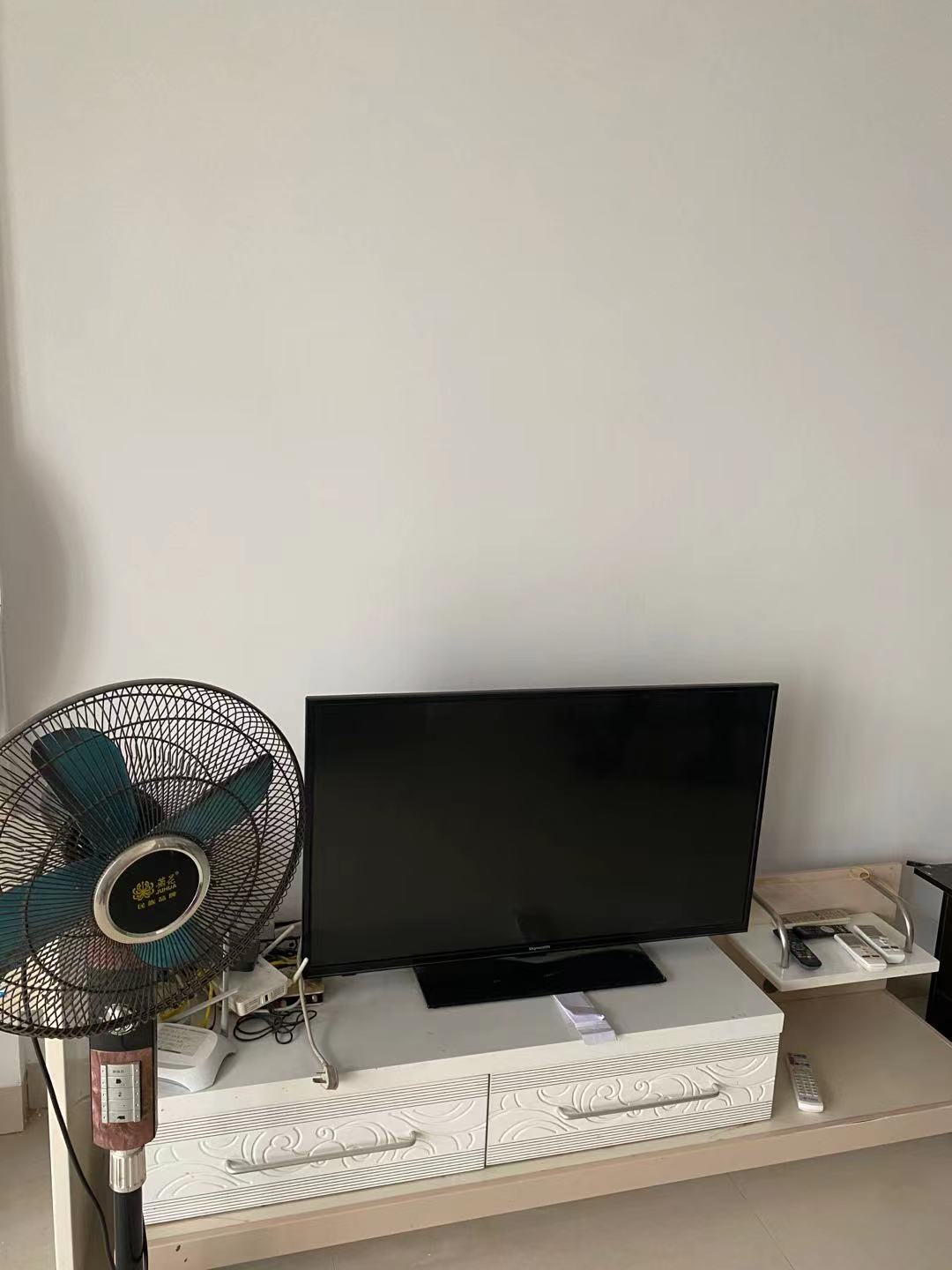 银城壹号  1室1厅2卫    1300.0元/月 银城壹号  1室1厅2卫    1300.0元/月