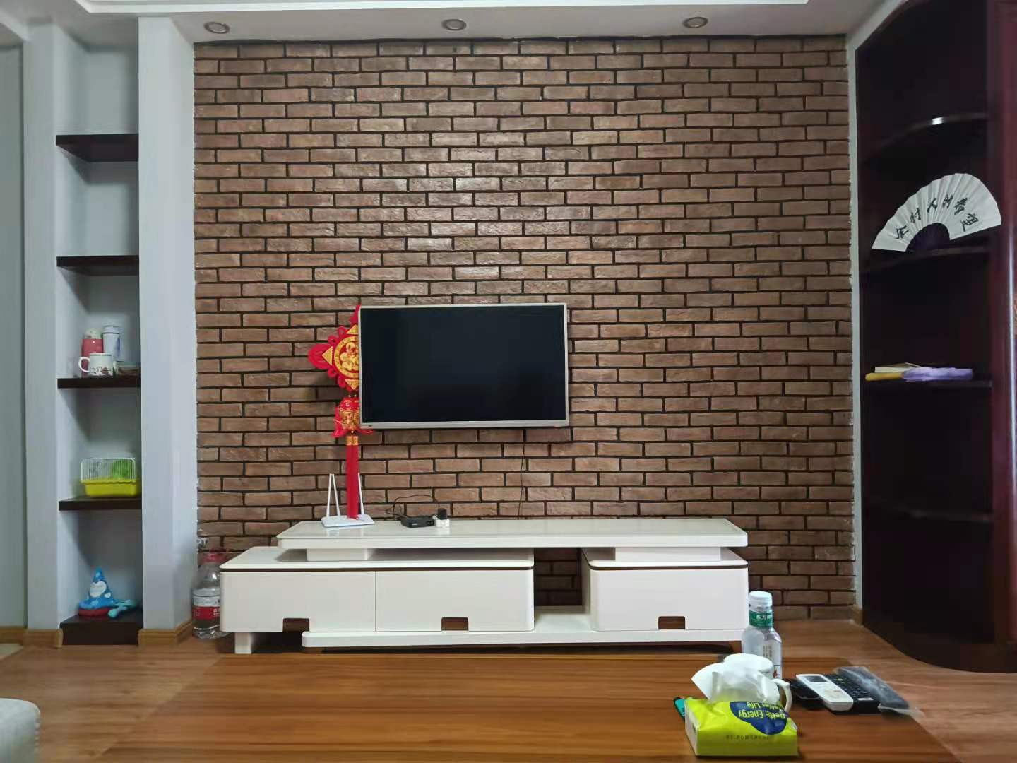 怡河园  1室1厅1卫    55.0万 怡河园  1室1厅1卫    55.0万客厅