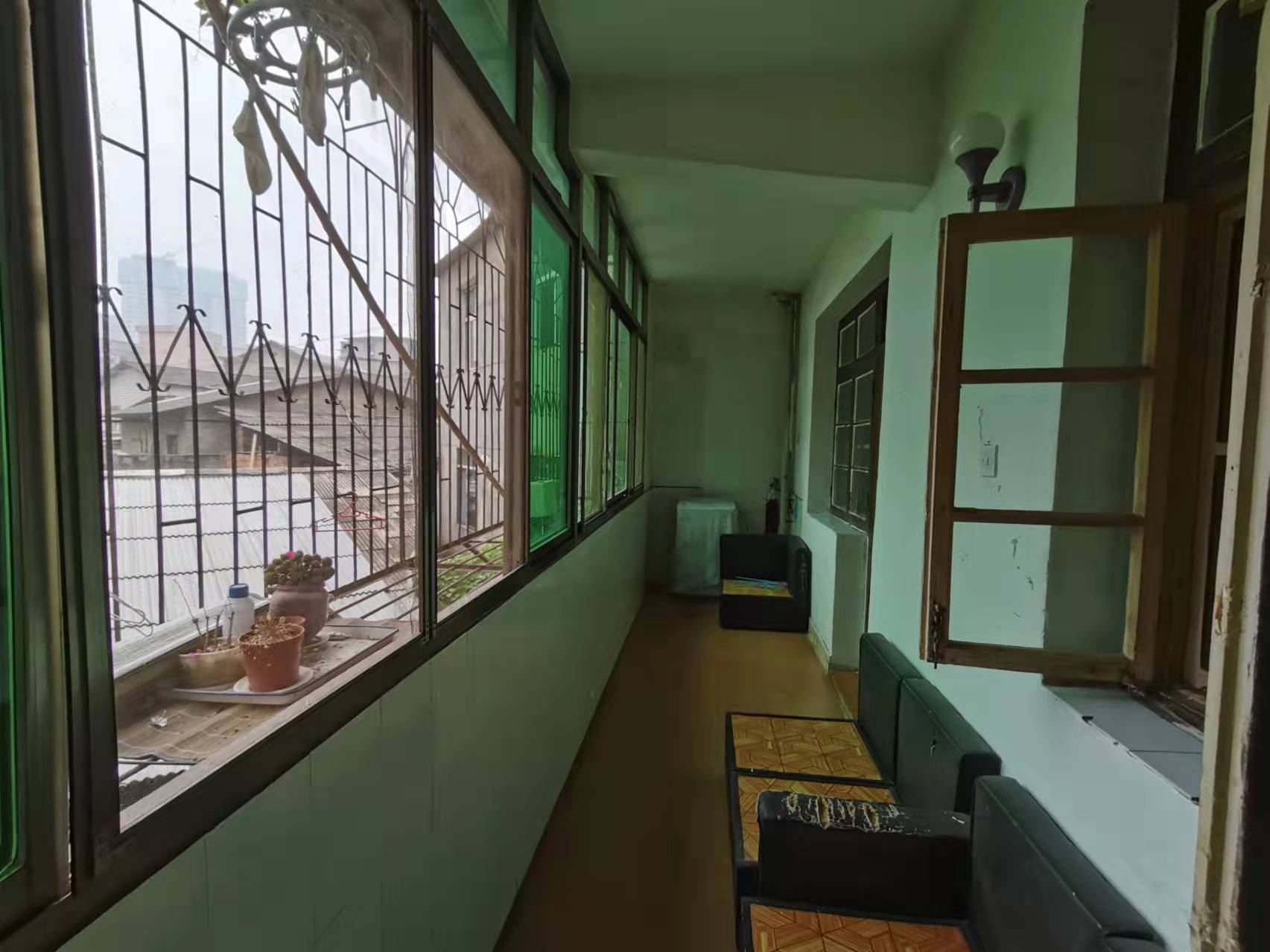 江滨社区 2室2厅1卫 800.0元/月 江滨社区 2室2厅1卫 800.0元/月室内图