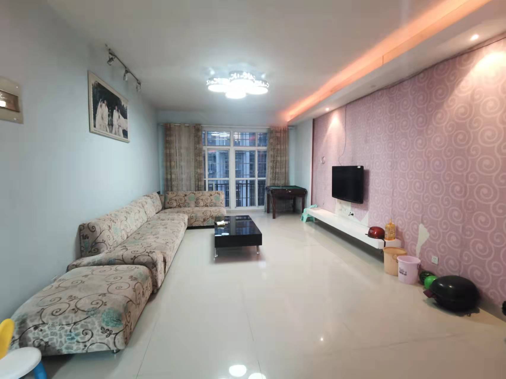 东环新城 3室2厅2卫 1400.0元/月 东环新城 3室2厅2卫 1400.0元/月室内图