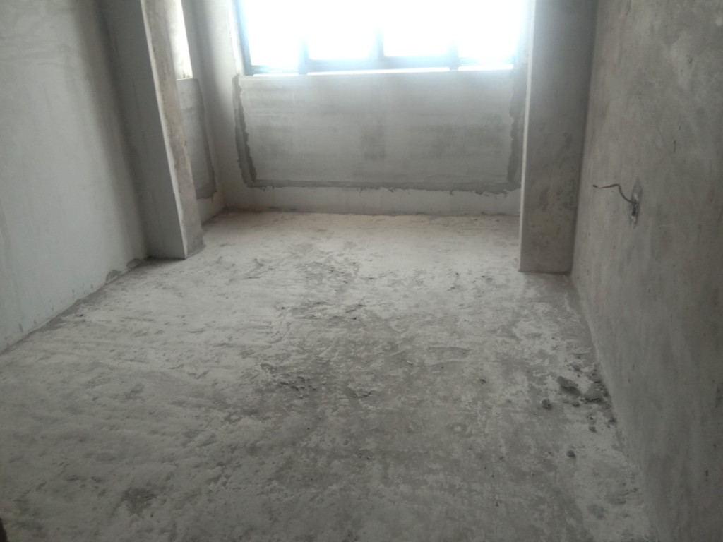 诚信广场 3室2厅2卫 79.8万 诚信广场 3室2厅2卫 79.8万卧室