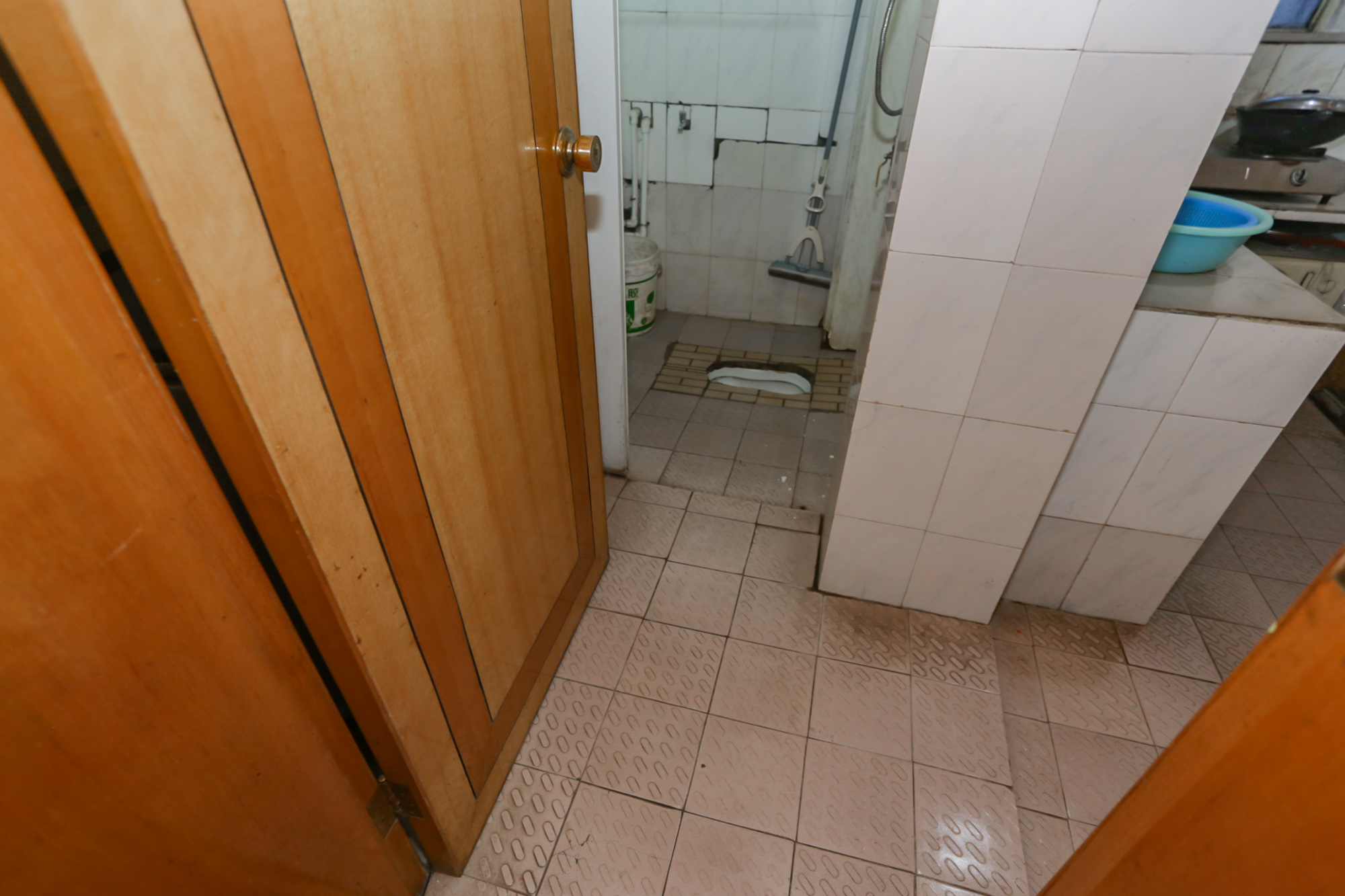 湘仪家园  3室2厅1卫    56.0万阳台