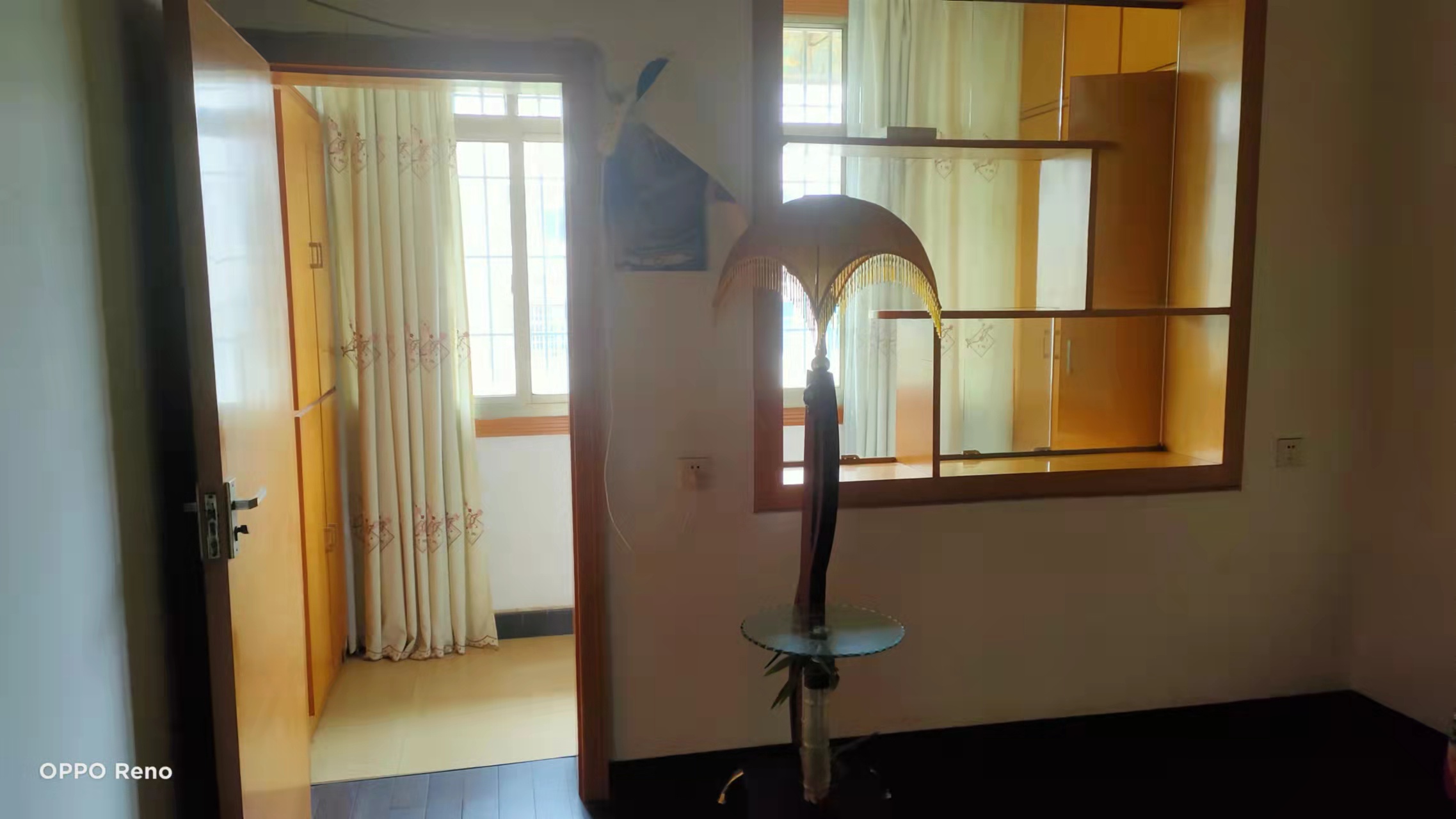 市人大政协机关大院住宅区(老市委) 3室2厅2卫 1600.0元/月 市人大政协机关大院住宅区(老市委) 3室2厅2卫 1600.0元/月室内图