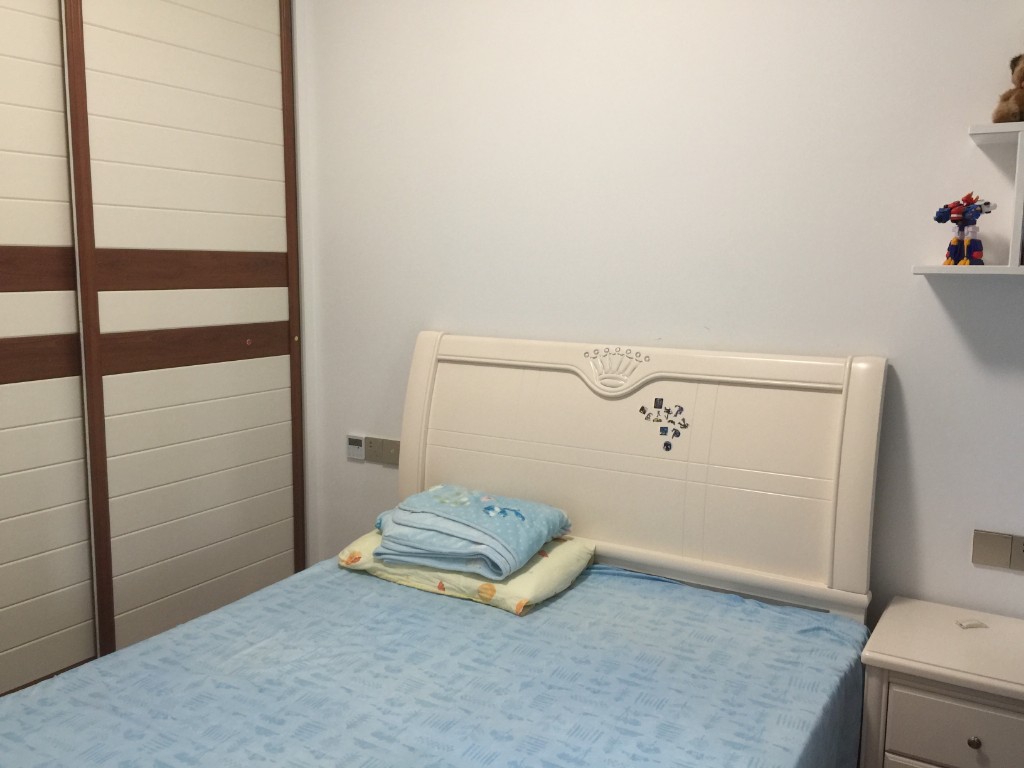 阳光世纪 3室2厅1卫 89.8万 阳光世纪 3室2厅1卫 89.8万卧室