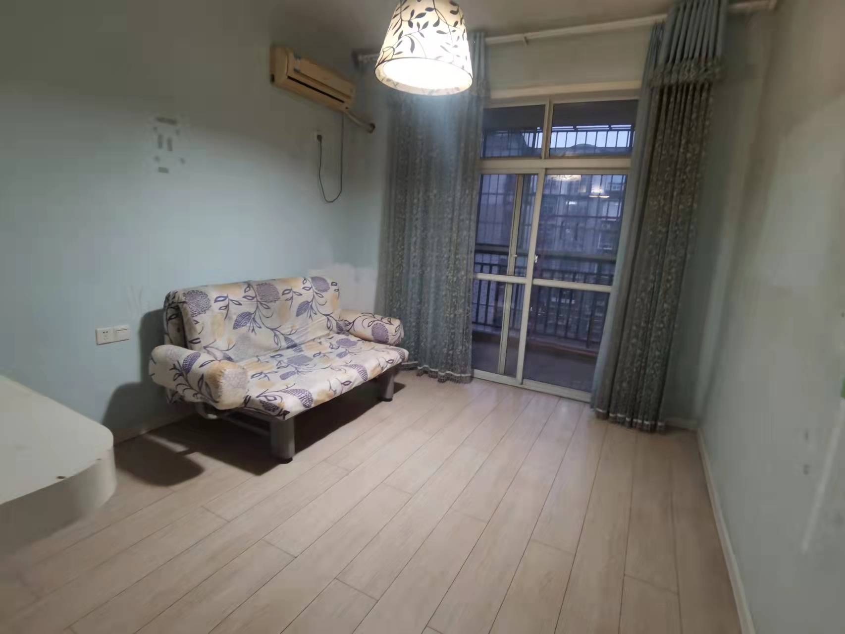 东环新城 3室2厅2卫 1400.0元/月 东环新城 3室2厅2卫 1400.0元/月小区图