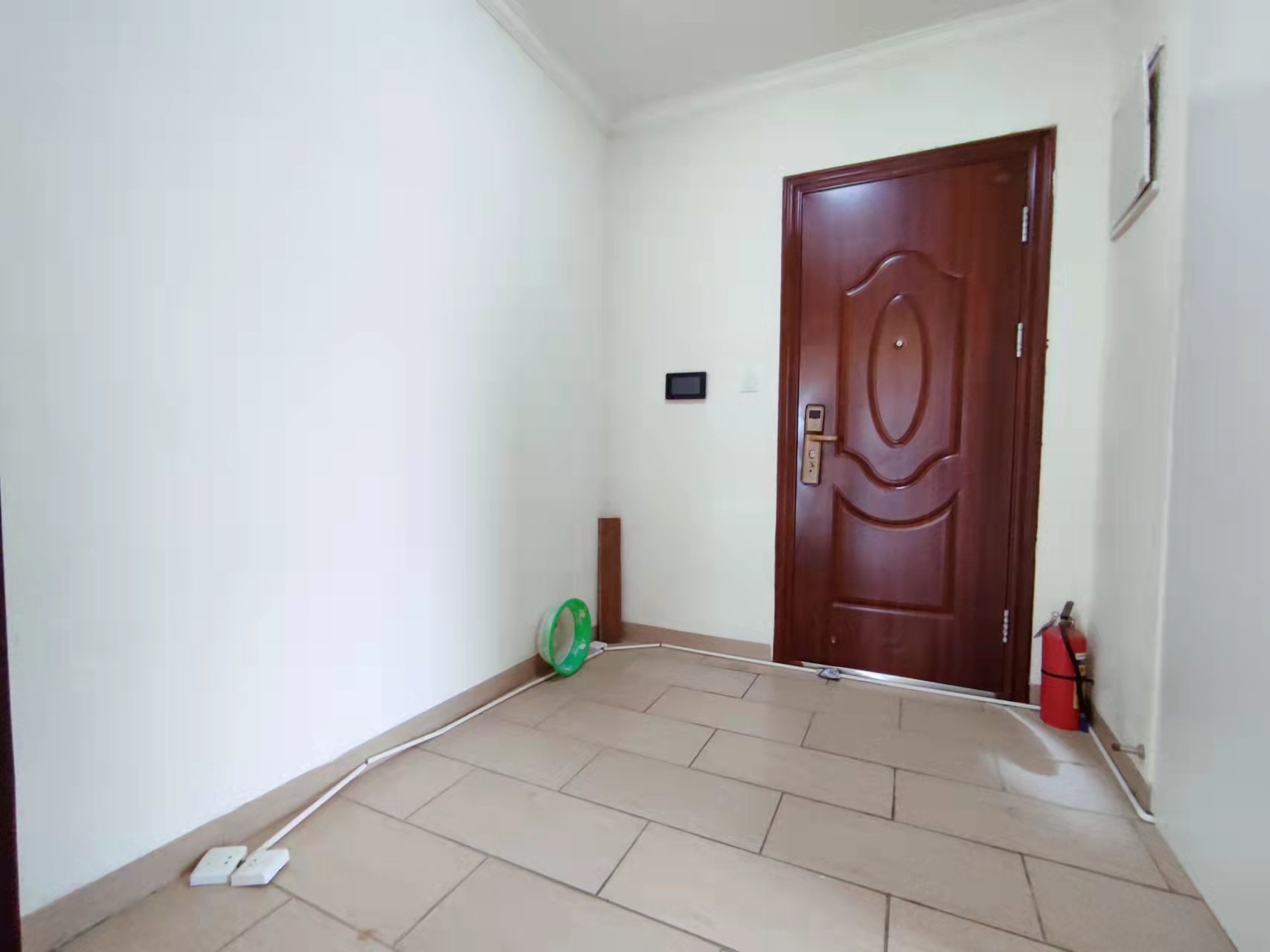 碧桂园 5室2厅4卫 3200.0元/月 碧桂园 5室2厅4卫 3200.0元/月室内图