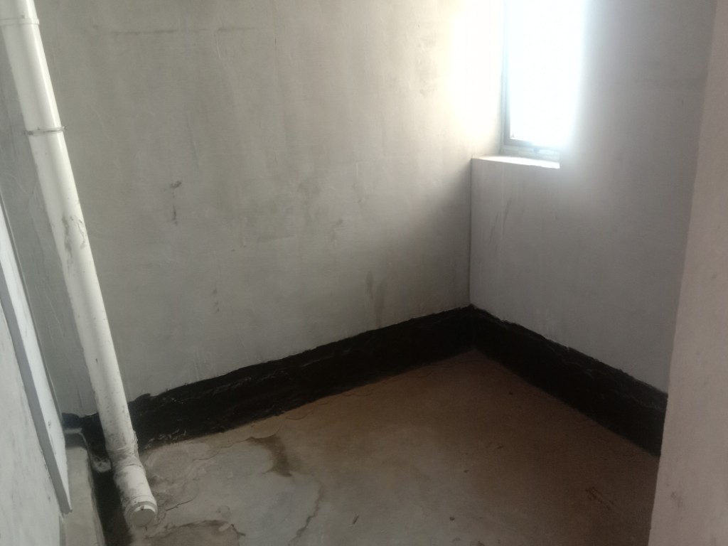 诚信广场 3室2厅2卫 79.8万 诚信广场 3室2厅2卫 79.8万卫生间