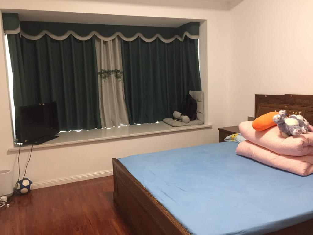 阳光世纪 3室2厅1卫 89.8万 阳光世纪 3室2厅1卫 89.8万卧室