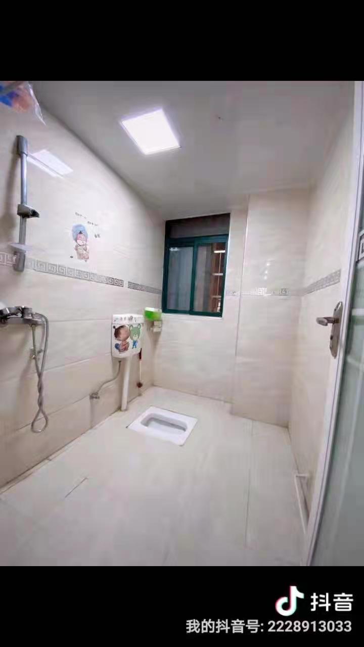 株山国际世家 0室0厅0卫 80.0万 株山国际世家 0室0厅0卫 80.0万卫生间