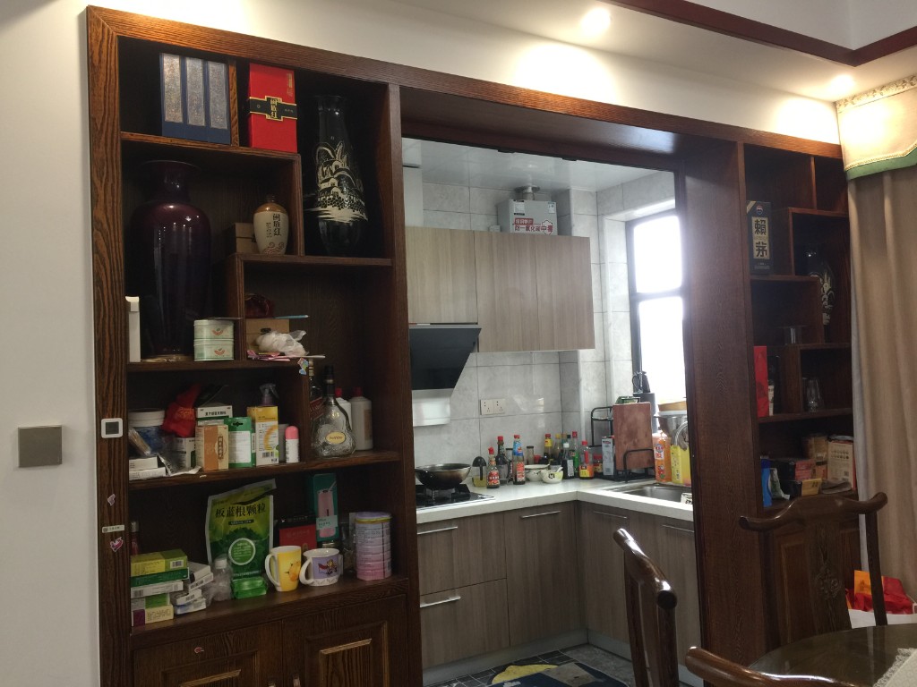 阳光世纪 3室2厅1卫 89.8万 阳光世纪 3室2厅1卫 89.8万客厅