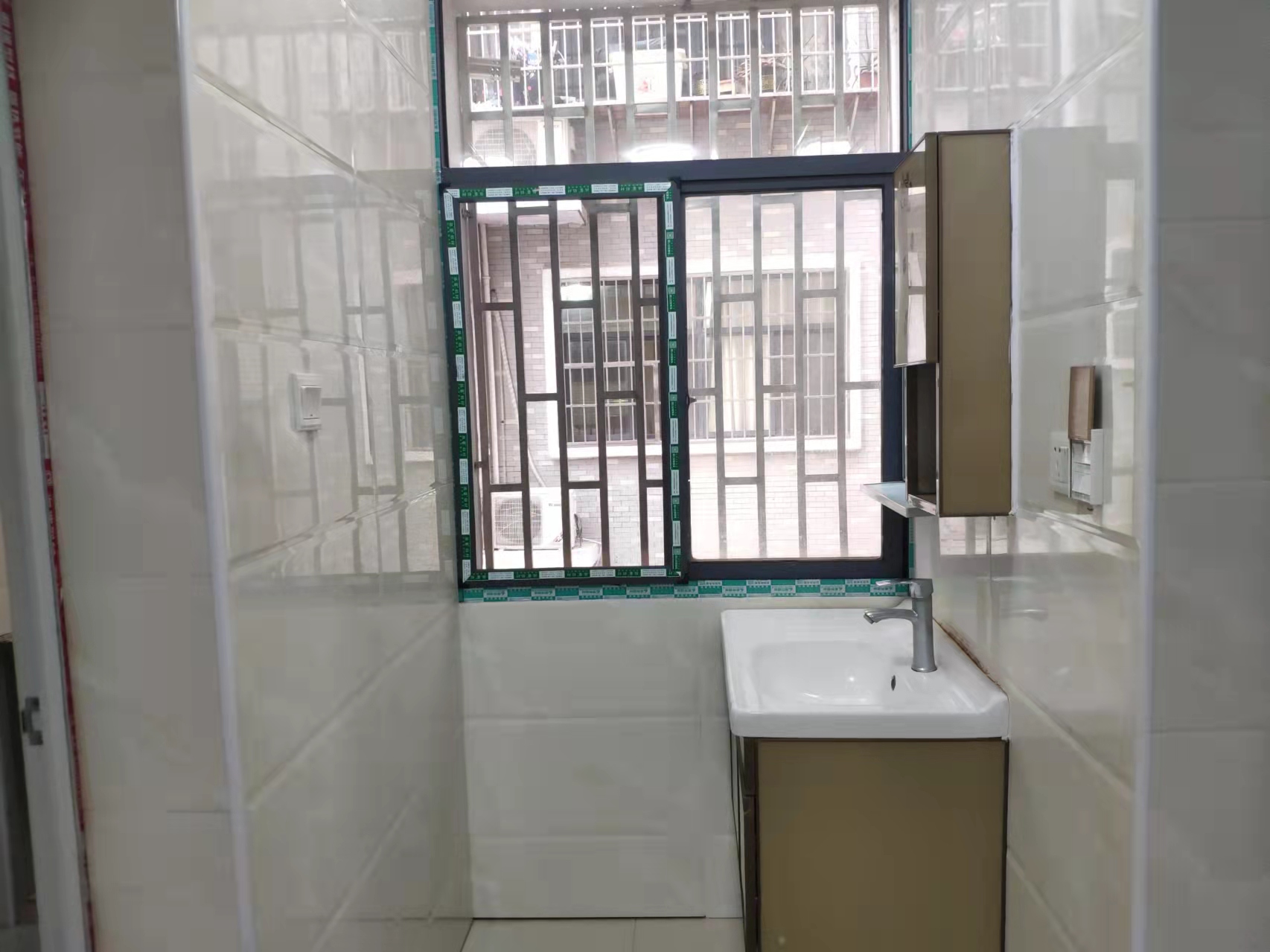 金柘小区  2室1厅1卫    1300.0元/月 金柘小区  2室1厅1卫    1300.0元/月室内图