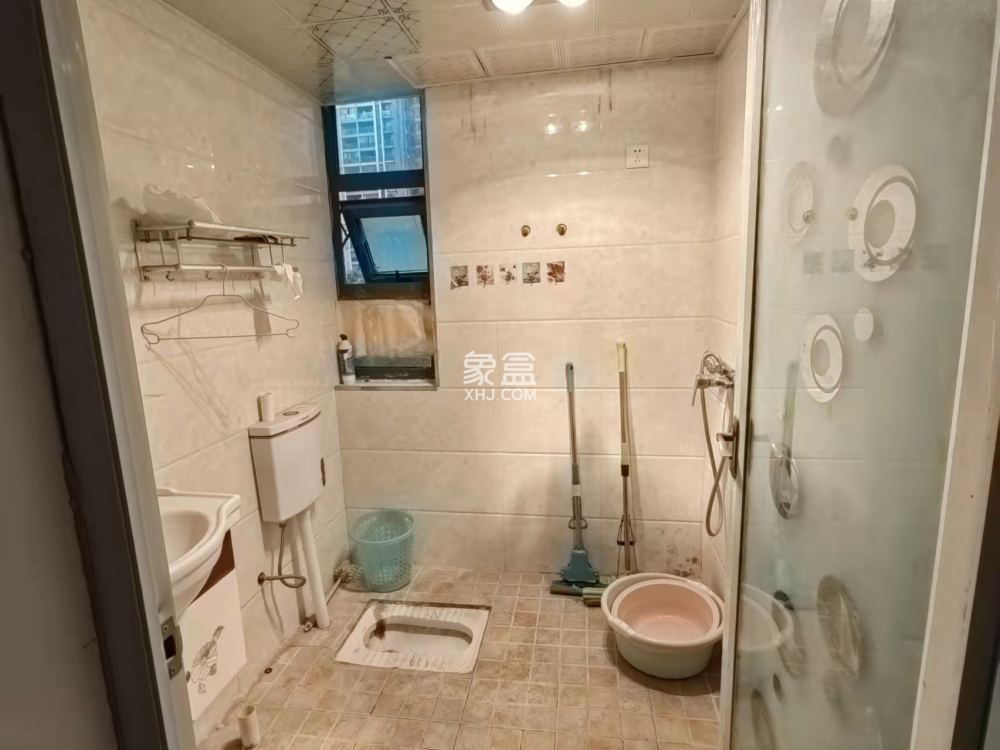 中天会展城B区  3室2厅2卫    130.0万