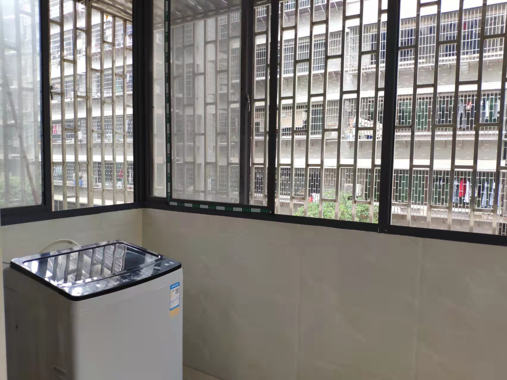 金柘小区  2室1厅1卫    1300.0元/月 金柘小区  2室1厅1卫    1300.0元/月室内图