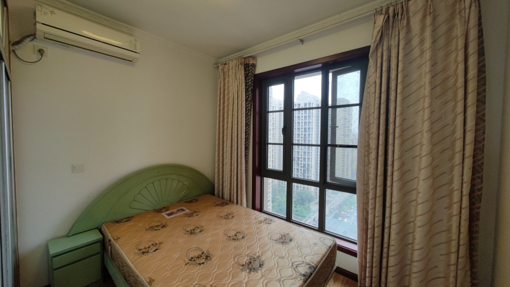 南湖国际1期  2室2厅1卫    2300.0元/月 南湖国际1期  2室2厅1卫    2300.0元/月室内图