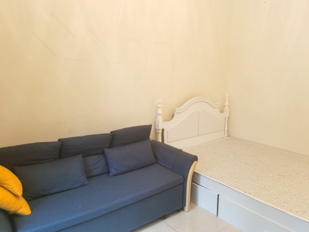 恒大华府 1室1厅1卫 1800.0元/月 恒大华府 1室1厅1卫 1800.0元/月