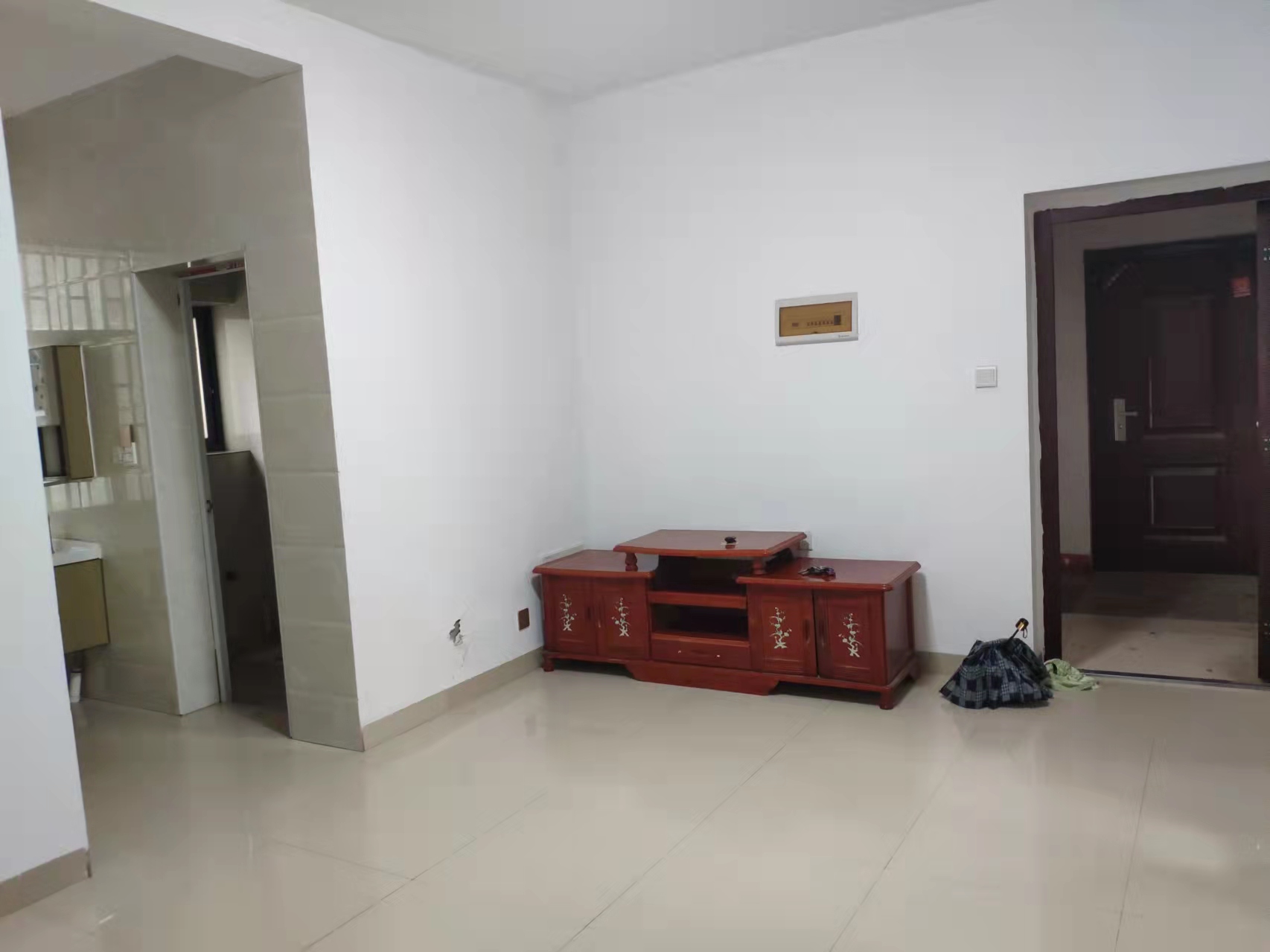 金柘小区  2室1厅1卫    1300.0元/月 金柘小区  2室1厅1卫    1300.0元/月室内图