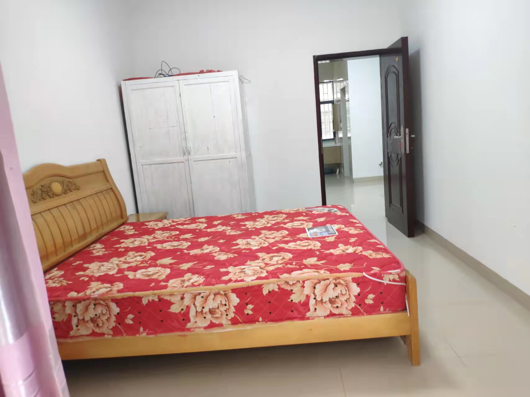 金柘小区  2室1厅1卫    1300.0元/月 金柘小区  2室1厅1卫    1300.0元/月室内图