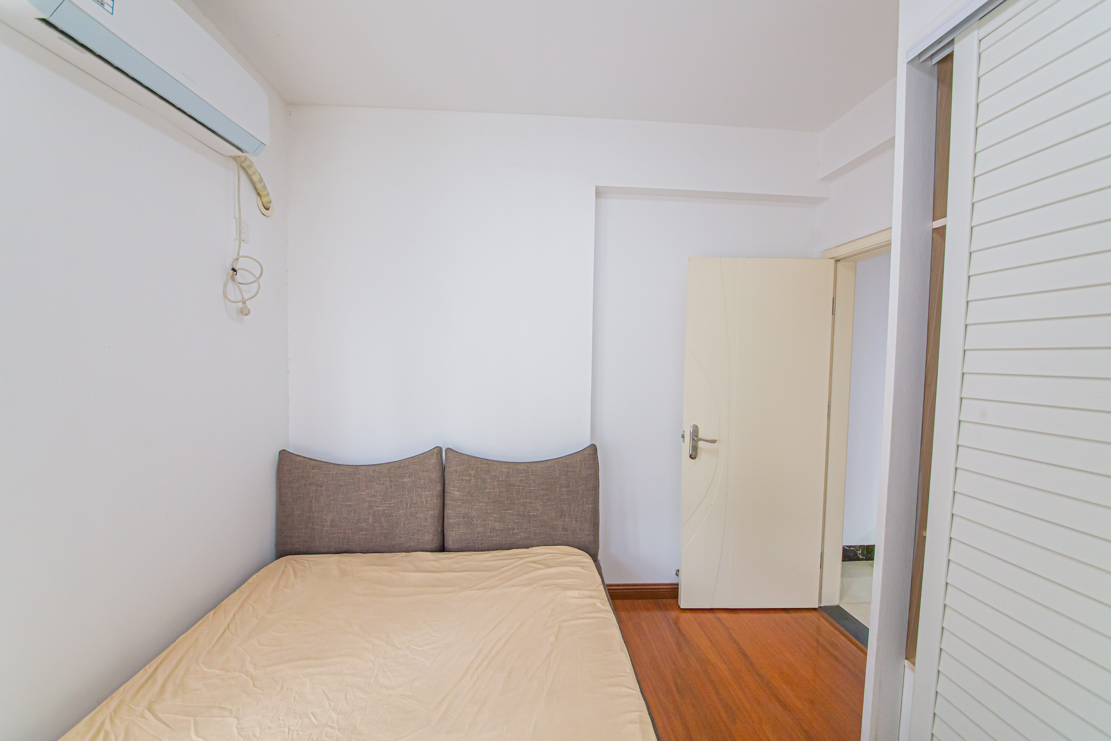 中信凯旋蓝岸（中信新城三期）  3室2厅1卫    95.0万卧室