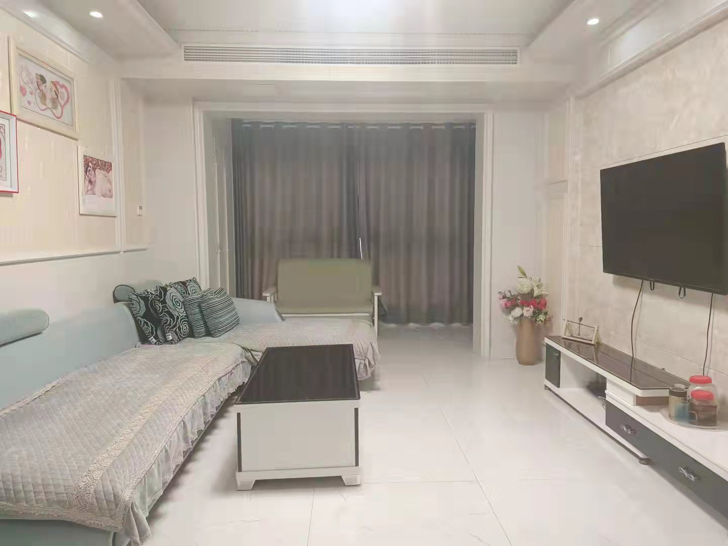 华府世家 2室2厅1卫 58.80万 华府世家 2室2厅1卫 58.80万卫生间