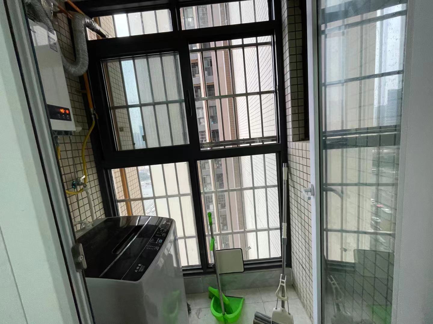 南湖春天  2室1厅1卫    2100.0元/月室内图