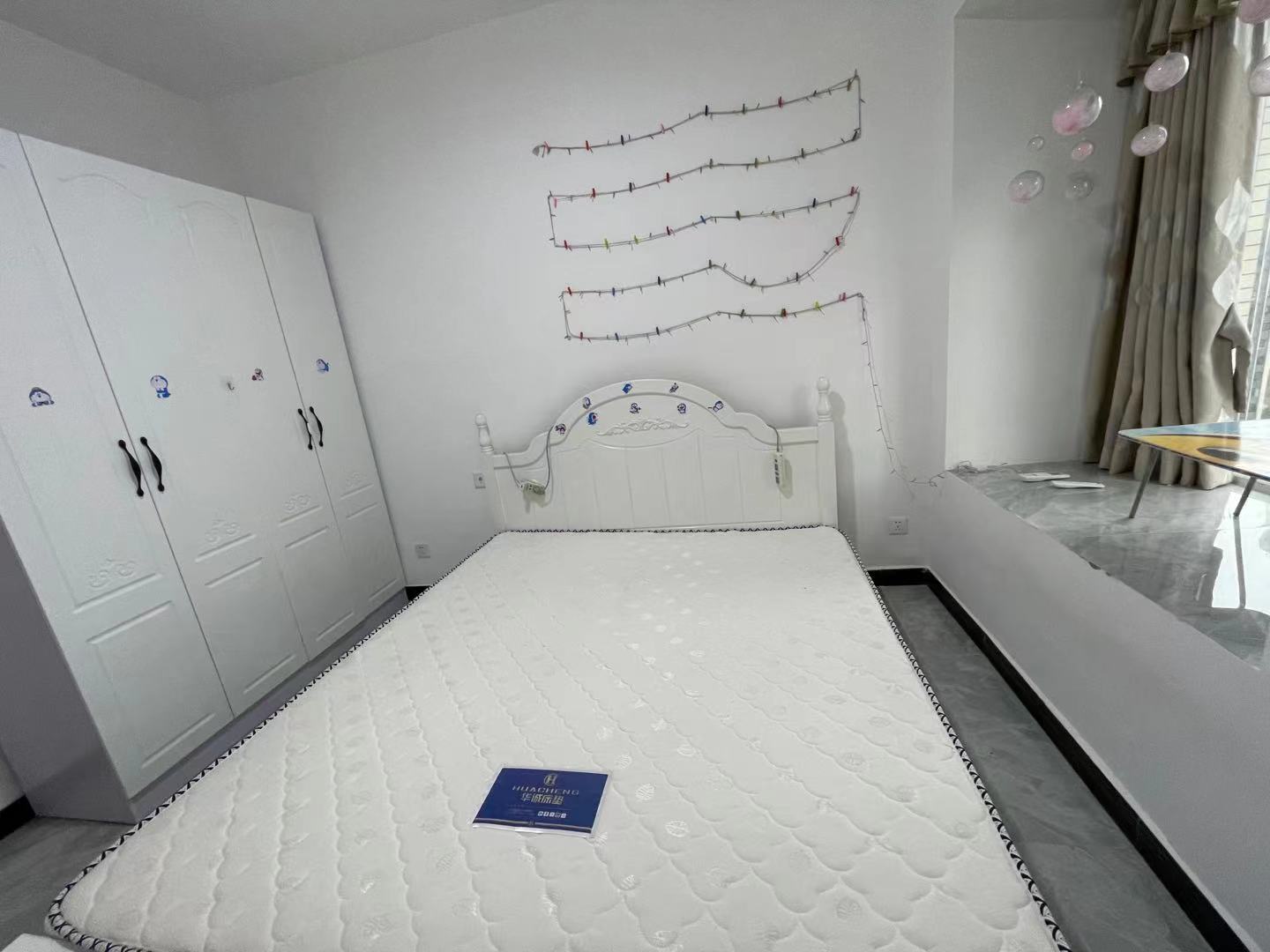 南湖春天  2室1厅1卫    2100.0元/月室内图