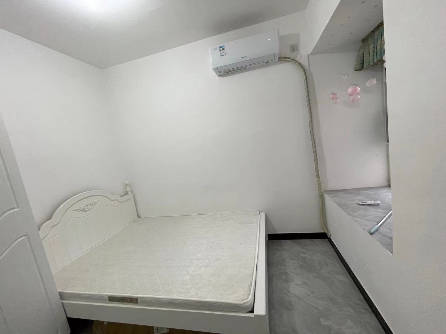 南湖春天  2室1厅1卫    2100.0元/月室内图