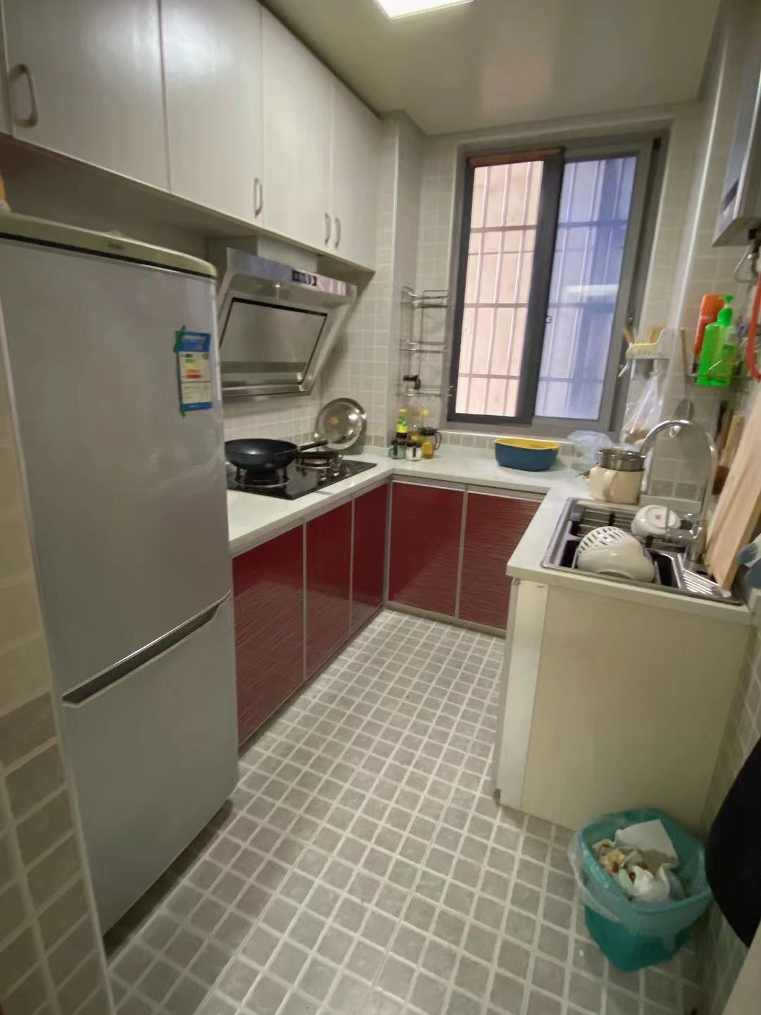 文化园三期 2室1厅1卫 1200.0元/月 文化园三期 2室1厅1卫 1200.0元/月室内图