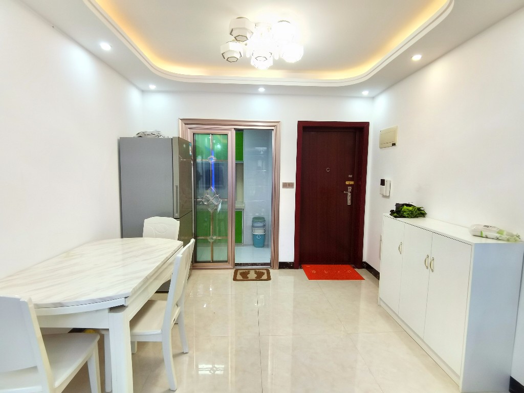 中建御山和苑 3室2厅1卫 50.5万 中建御山和苑 3室2厅1卫 50.5万客厅