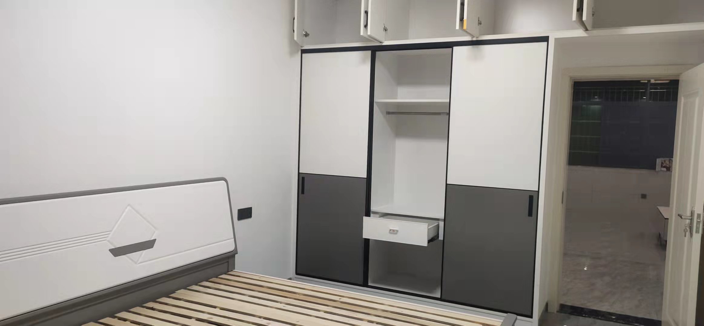 马良村散盘 3室2厅2卫 2200.0元/月 马良村散盘 3室2厅2卫 2200.0元/月室内图