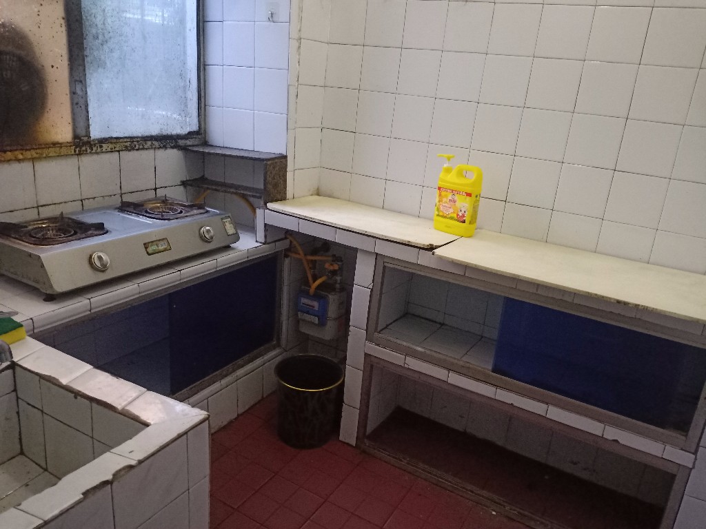 新建村  2室1厅1卫    700.0元/月 新建村  2室1厅1卫    700.0元/月室内图