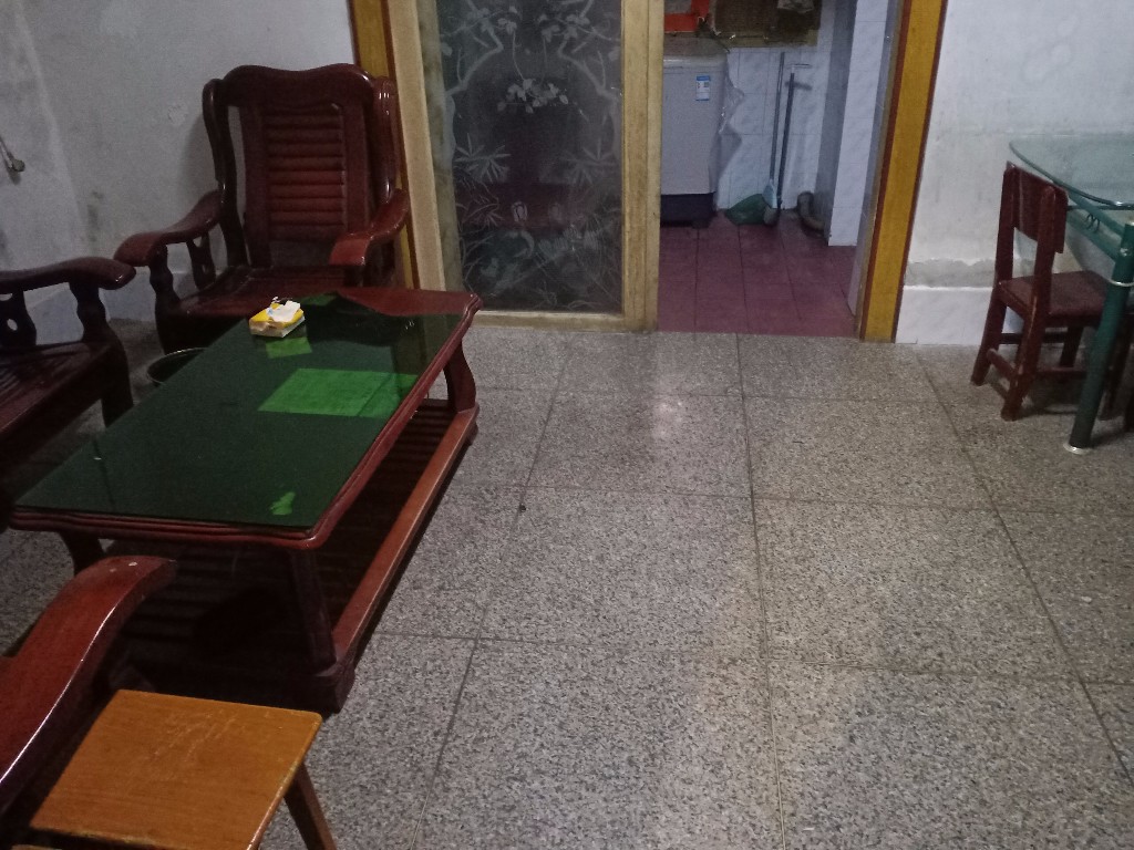 新建村  2室1厅1卫    700.0元/月 新建村  2室1厅1卫    700.0元/月室内图