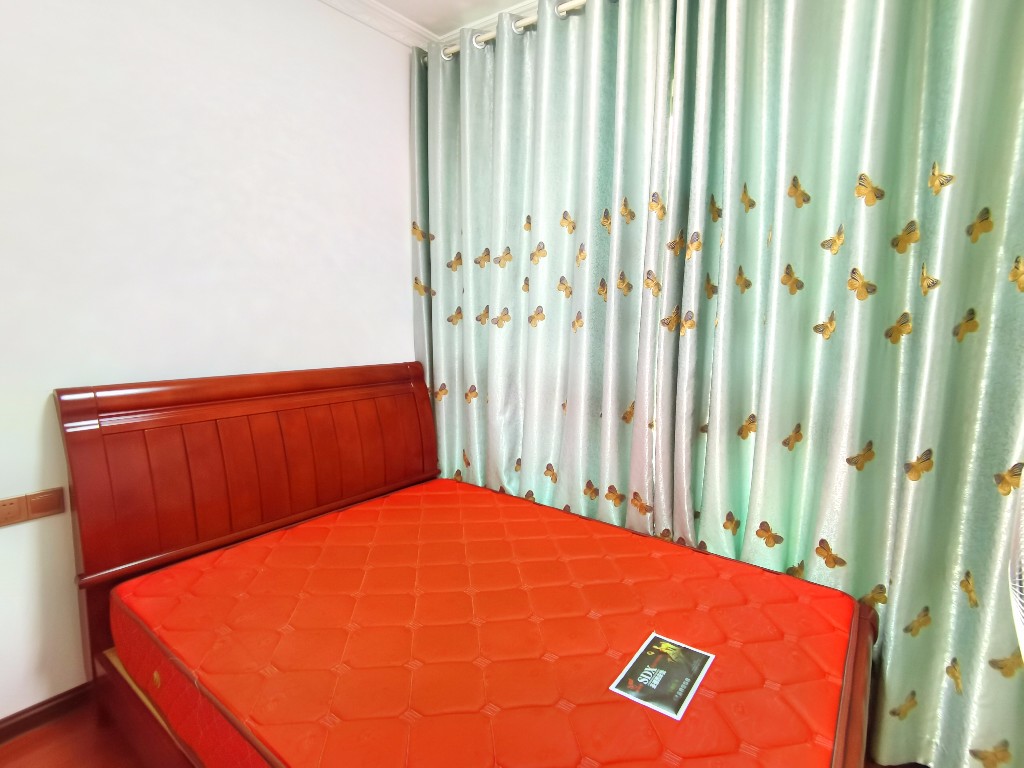 中建御山和苑 3室2厅1卫 50.5万 中建御山和苑 3室2厅1卫 50.5万客厅