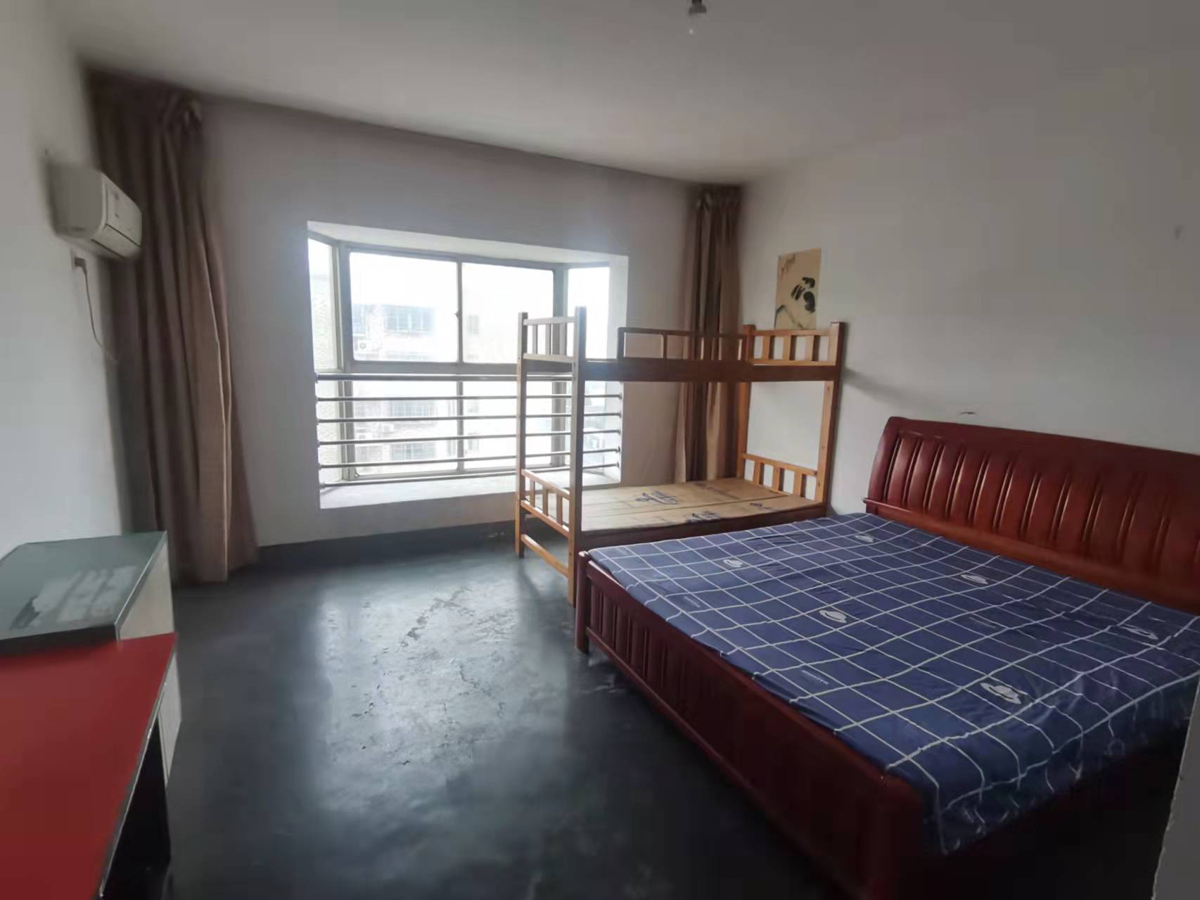 阳光紫薇园 4室2厅1卫 1800.0元/月 阳光紫薇园 4室2厅1卫 1800.0元/月室内图