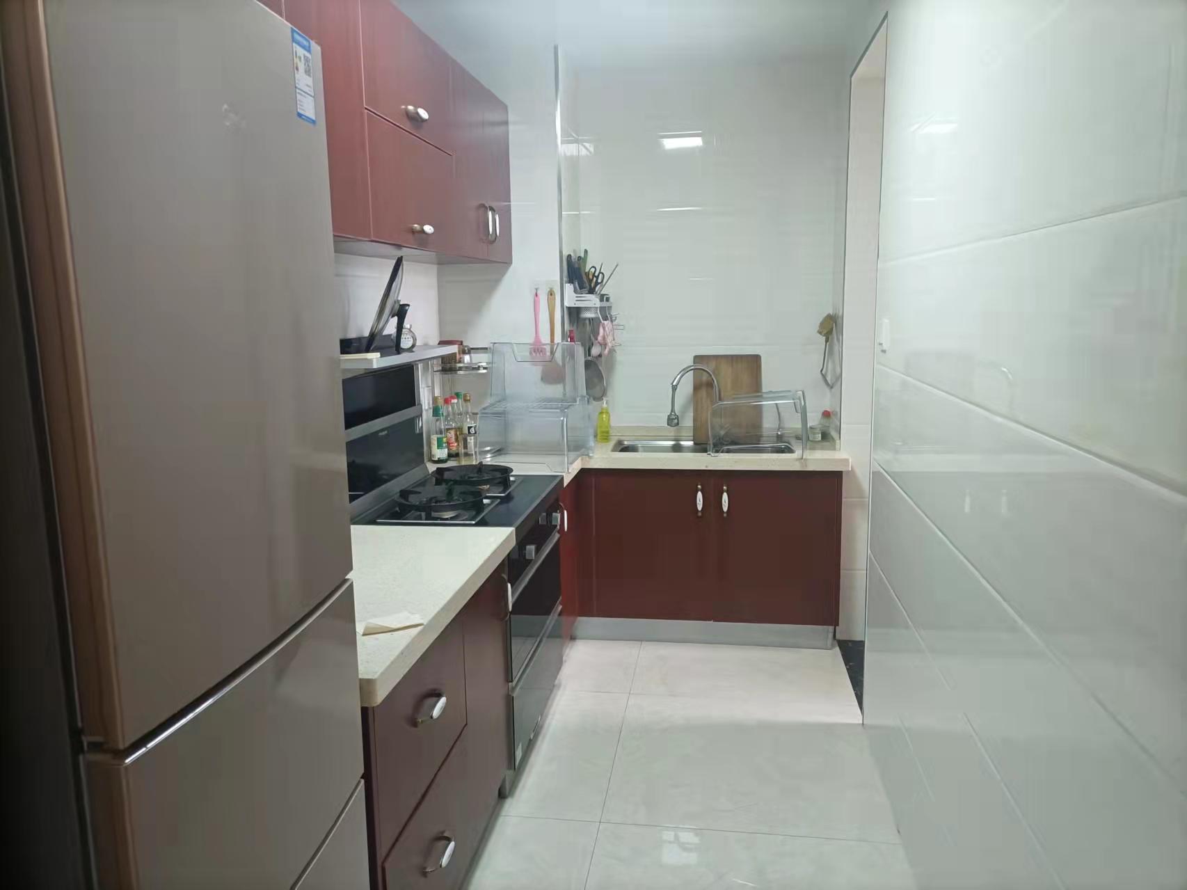 碧桂园 2室2厅1卫 60.0万 碧桂园 2室2厅1卫 60.0万客厅