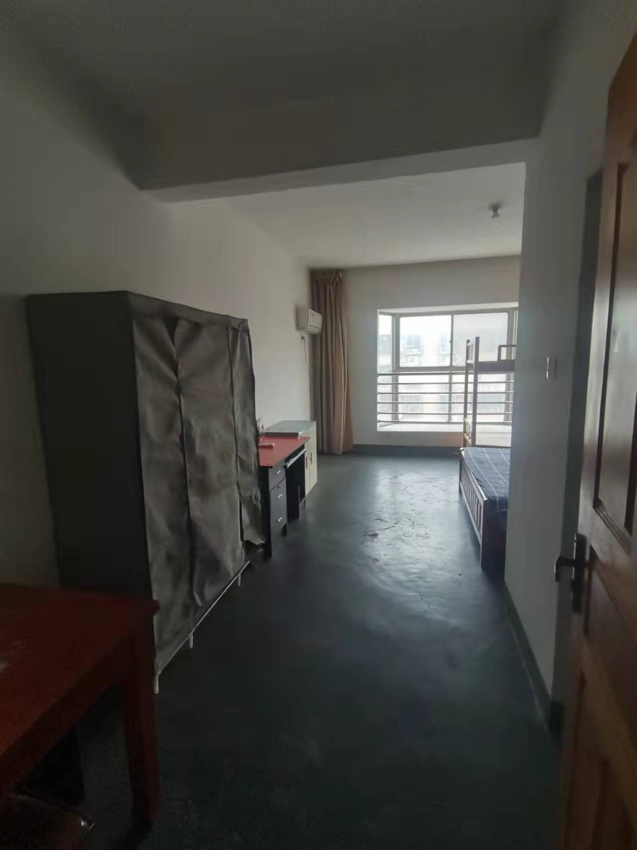 阳光紫薇园 4室2厅1卫 1800.0元/月 阳光紫薇园 4室2厅1卫 1800.0元/月室内图