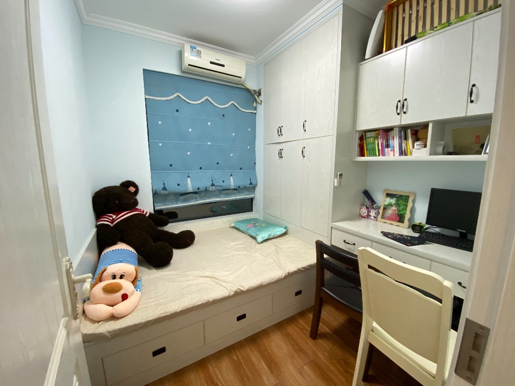 中建御山和苑 3室2厅2卫 76.8万 中建御山和苑 3室2厅2卫 76.8万客厅