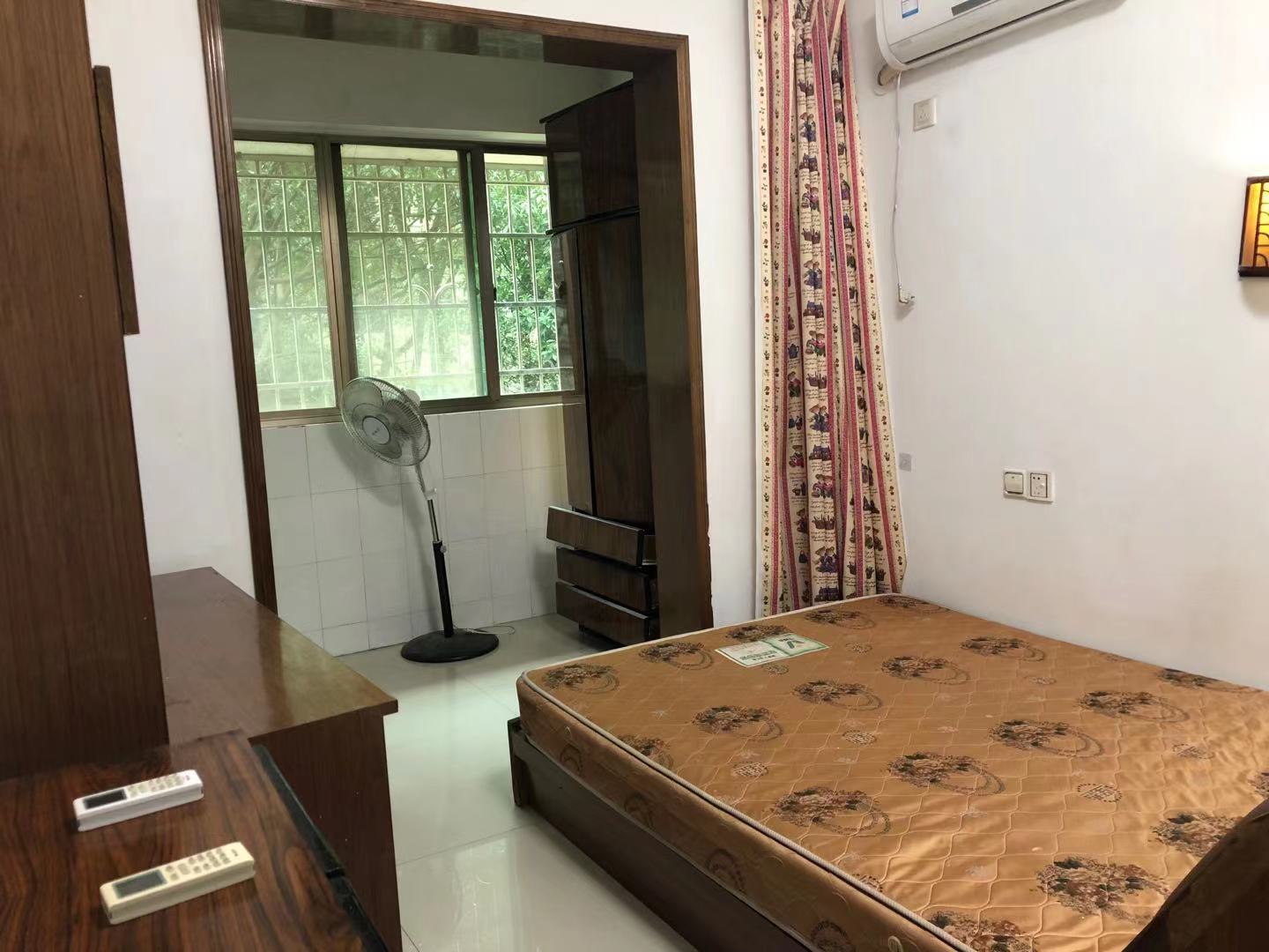 新天花园 4室2厅2卫 3600.0元/月 新天花园 4室2厅2卫 3600.0元/月室内图