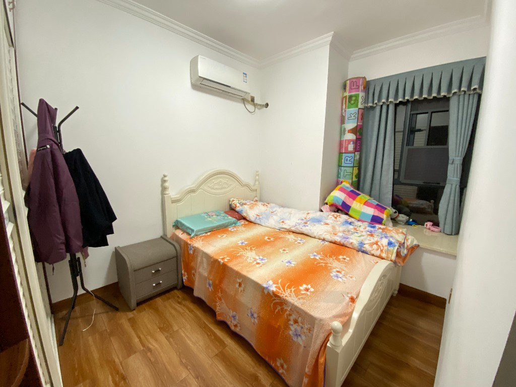 中建御山和苑 3室2厅2卫 76.8万 中建御山和苑 3室2厅2卫 76.8万客厅