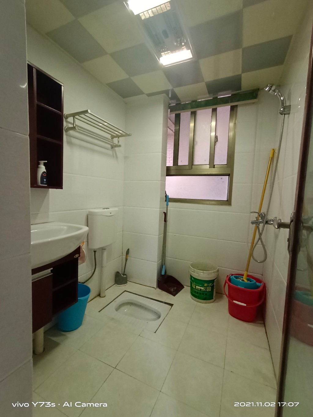 一品恒城  3室2厅2卫    97.0万 一品恒城  3室2厅2卫    97.0万卫生间