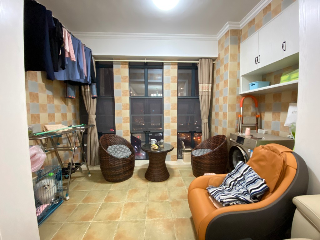 中建御山和苑 3室2厅2卫 76.8万 中建御山和苑 3室2厅2卫 76.8万客厅